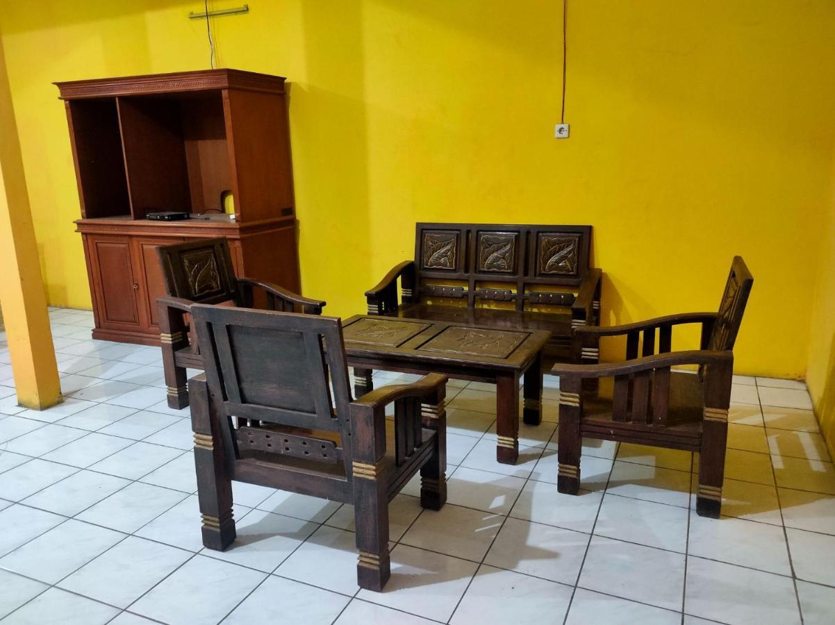 Hotel Dirgantara Parakan  Zewnętrze zdjęcie